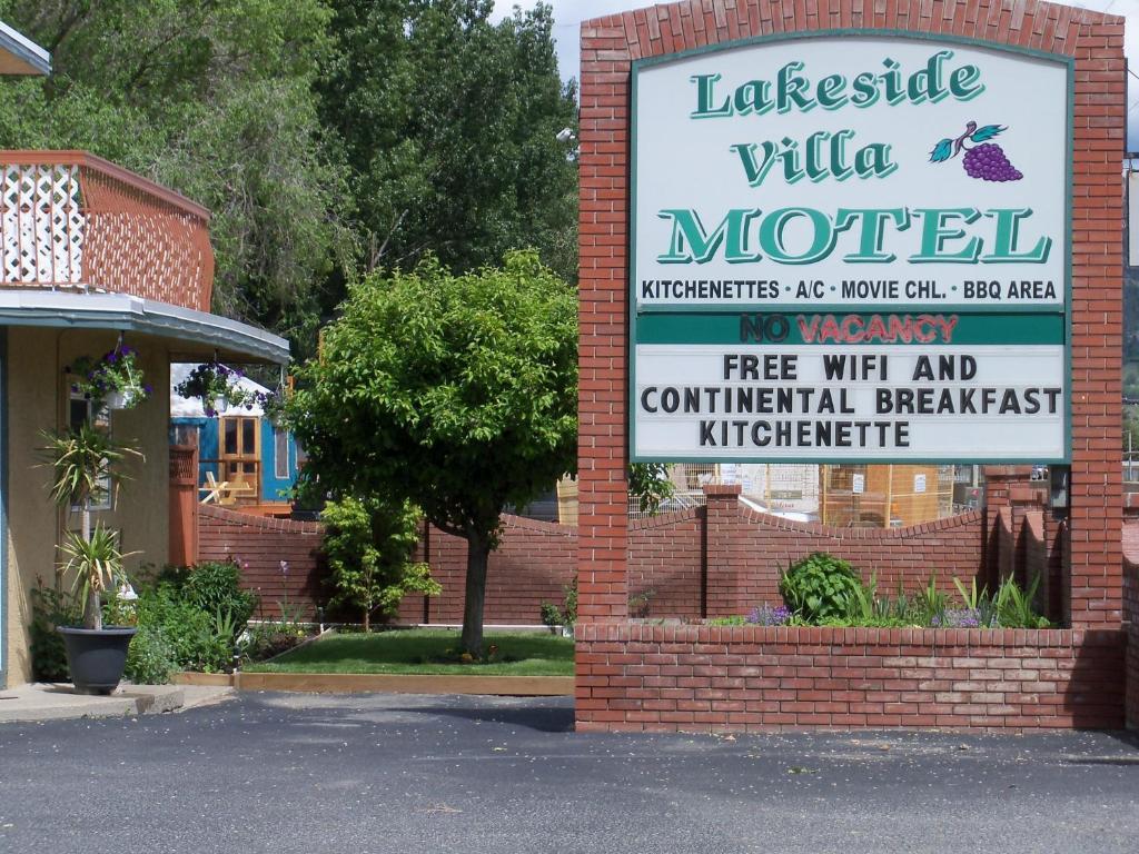Lakeside Villa Penticton Exterior photo
